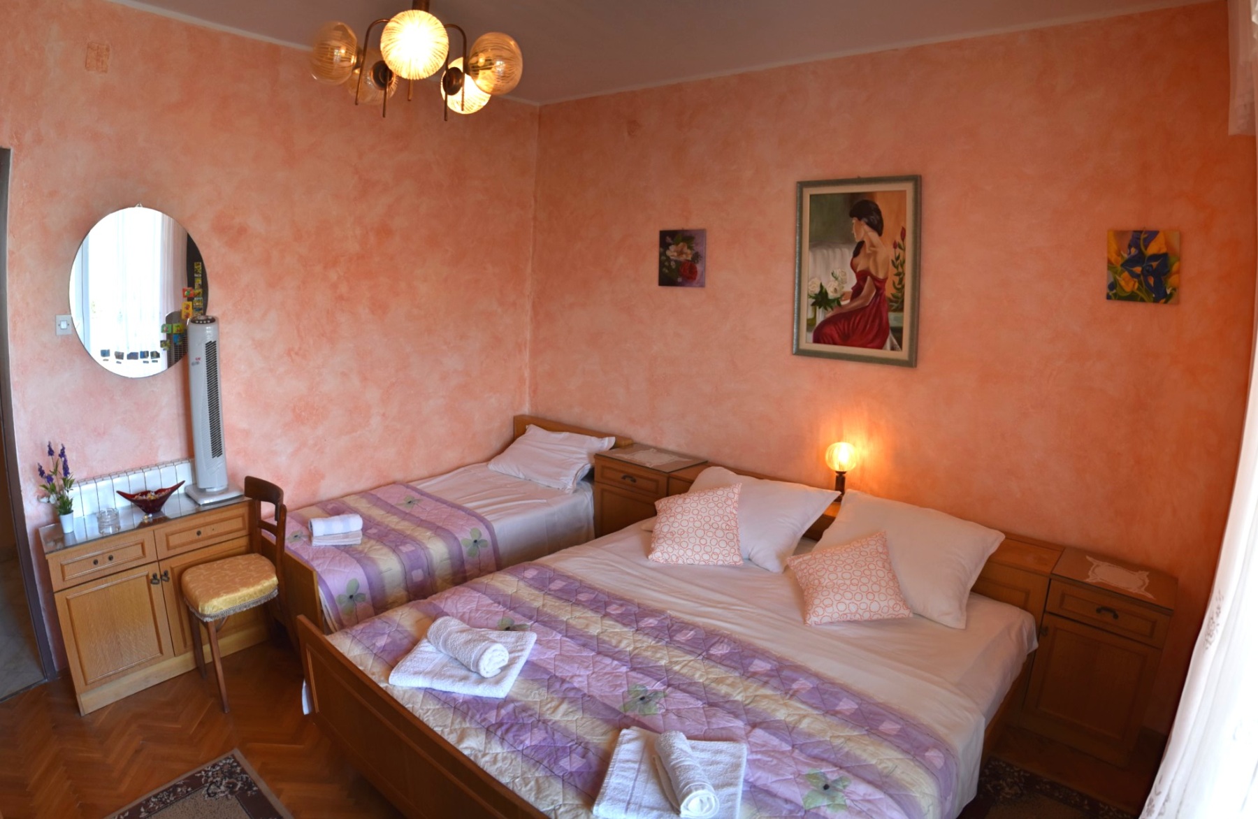 Room_4_002